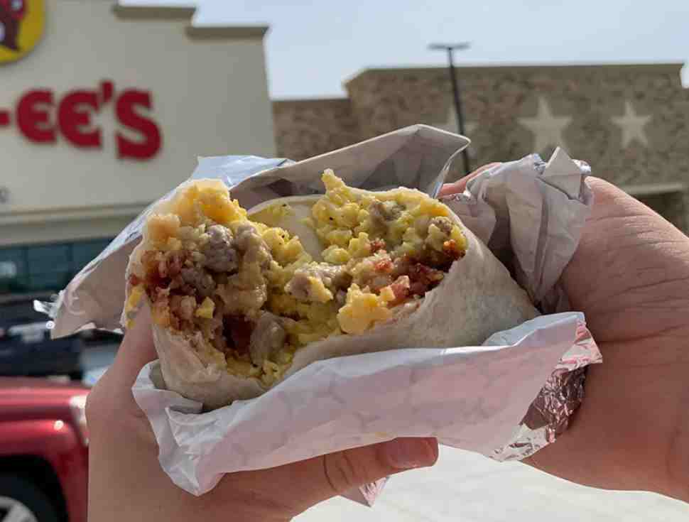 buc ee's breakfast menu