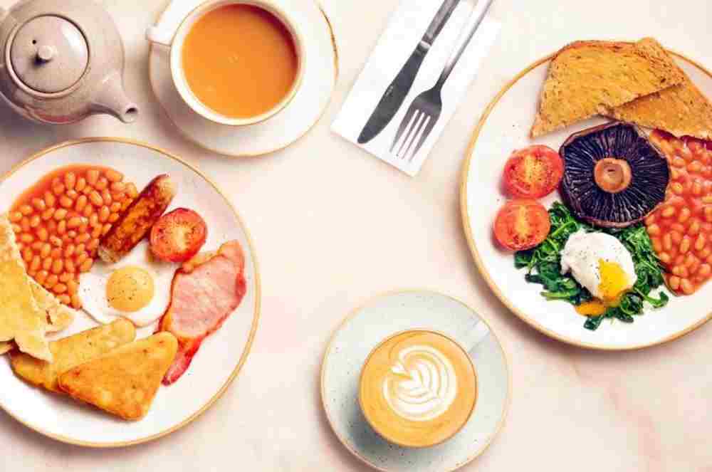 tesco café breakfast times and prices